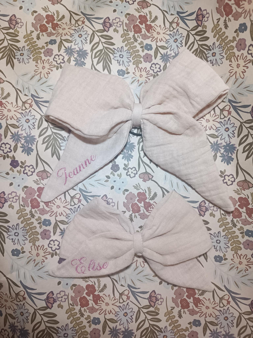 Noeuds de cheveux enfant