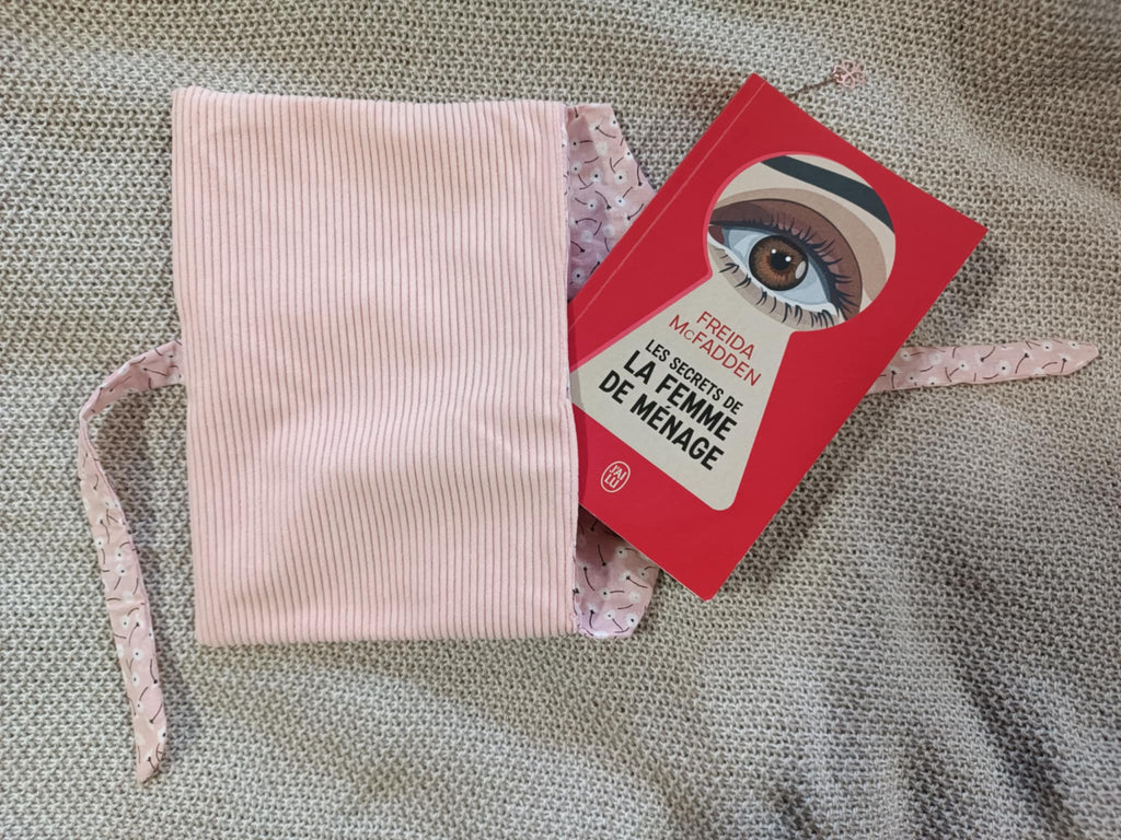 Housse de livre poche