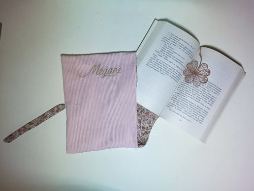 Pochette pour livre de poche